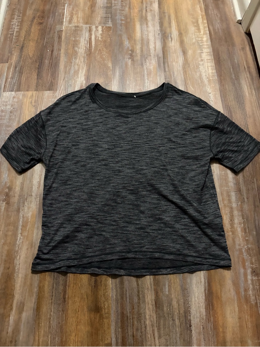 Lululemon Women's Charcoal Heather Short Sleeve Top